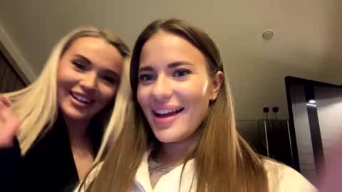 Alexis online show from 12/15/25, 04:55