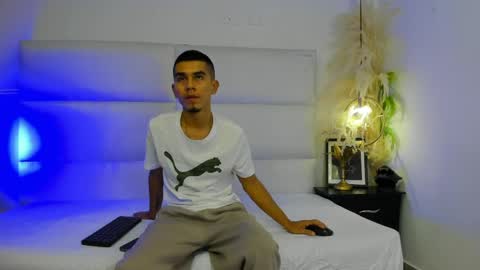Angel online show from 04/27/26, 12:36