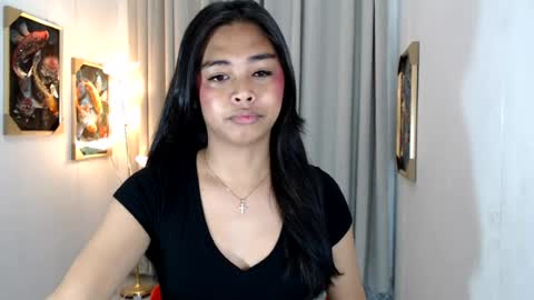 Snapshot of yourangelofsex chatting on 07/18/26, 05:22 yourangelofsex online show from 07/18/26, 05:22
