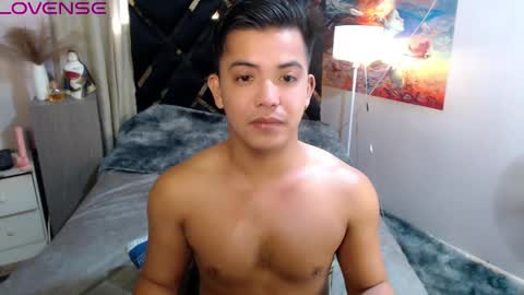 Snapshot of yourasian_bradley chatting on 09/30/25, 11:54 yourasian_bradley online show from 09/30/25, 11:54