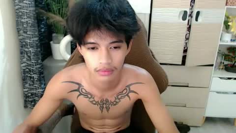 Snapshot of yourasian_eric chatting on 03/01/26, 04:20 yourasian_eric online show from 03/01/26, 04:20