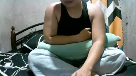 Snapshot of yourasian_lover29 chatting on 04/24/26, 05:04 yourasian_lover29 online show from 04/24/26, 05:04
