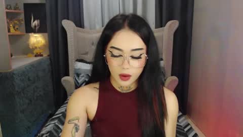 Snapshot of yourasiancockisontop chatting on 02/23/25, 10:20 kim online show from 02/23/25, 10:20