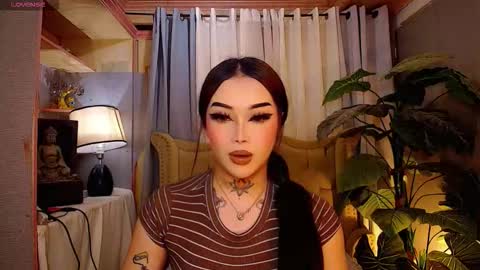 Snapshot of yourasiancockisontop chatting on 11/20/25, 10:48 kim online show from 11/20/25, 10:48