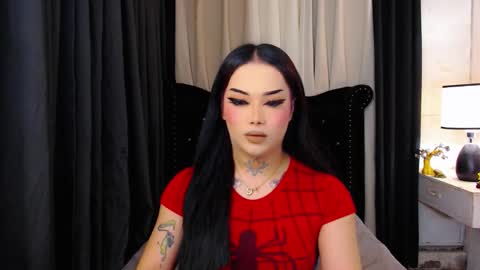 Snapshot of yourasiancockisontop chatting on 12/21/25, 06:26 kim online show from 12/21/25, 06:26