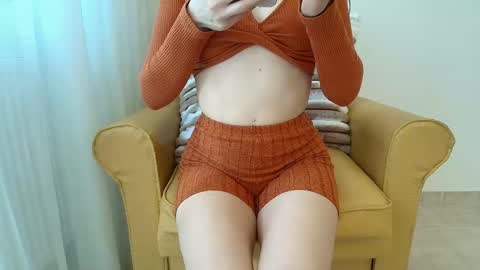 Snapshot of yourbaby85 chatting on 02/01/26, 10:03 Jo online show from 02/01/26, 10:03