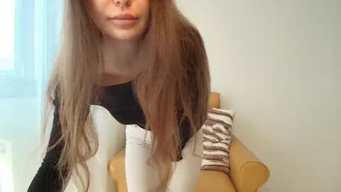 Snapshot of yourbaby85 chatting on 02/03/26, 10:31 Jo online show from 02/03/26, 10:31