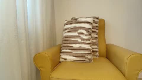 Snapshot of yourbaby85 chatting on 02/09/26, 10:19 Jo online show from 02/09/26, 10:19