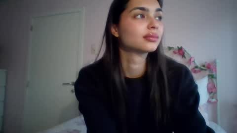 yourbella37 online show from 05/14/26, 06:58