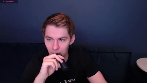 Snapshot of yourbilly chatting on 02/19/26, 01:45 Billy online show from 02/19/26, 01:45