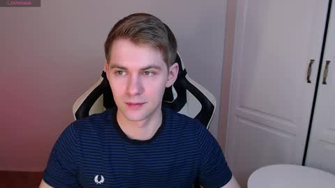 Snapshot of yourbilly chatting on 04/04/26, 01:37 Billy online show from 04/04/26, 01:37