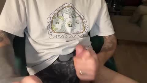 yourboo25 online show from 10/19/25, 05:35