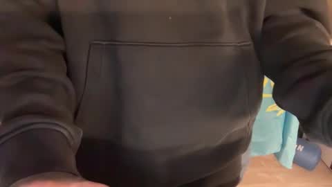 Snapshot of yourboo25 chatting on 03/19/26, 01:42 yourboo25 online show from 03/19/26, 01:42