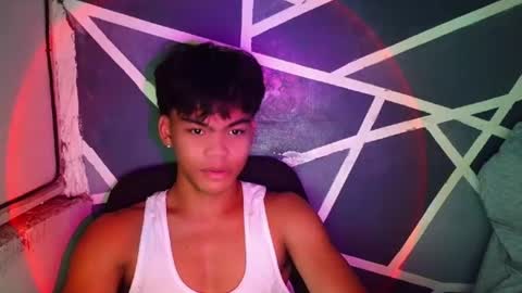 Snapshot of yourboycumrain chatting on 07/02/26, 02:55 rainy online show from 07/02/26, 02:55