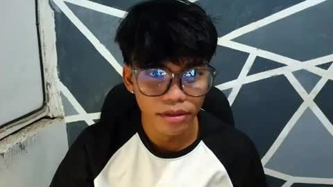Snapshot of yourboycumrain chatting on 07/12/26, 12:40 rainy online show from 07/12/26, 12:40