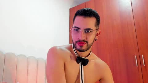 YOURBOYNEXTDOOR online show from 12/07/24, 09:06