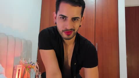 YOURBOYNEXTDOOR online show from 12/24/24, 11:44