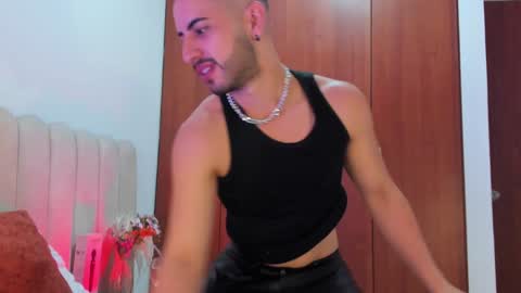 YOURBOYNEXTDOOR online show from 12/27/24, 11:31