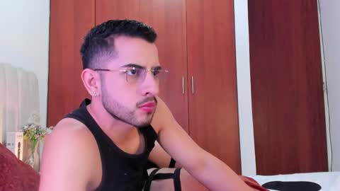 YOURBOYNEXTDOOR online show from 02/27/25, 09:47