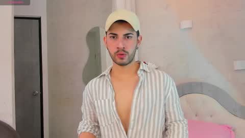 YOURBOYNEXTDOOR online show from 01/07/26, 07:16