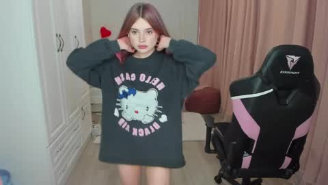 Snapshot of yourcassidy chatting on 04/21/26, 05:50 Cassie online show from 04/21/26, 05:50