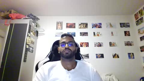 Snapshot of yourchrisjizz chatting on 09/28/25, 11:21 yourchrisjizz online show from 09/28/25, 11:21