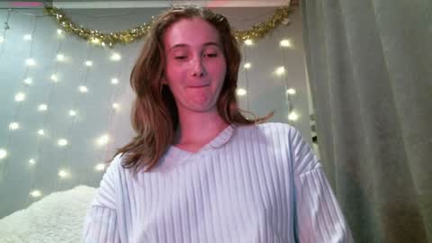 creamysister online show from 01/01/25, 02:52