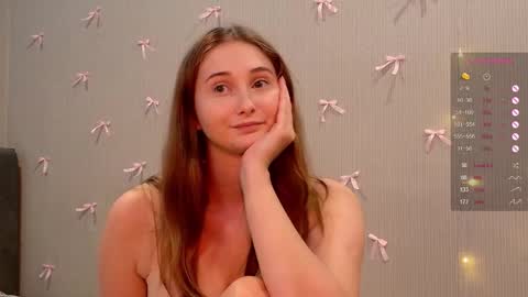 creamysister online show from 11/25/25, 09:37