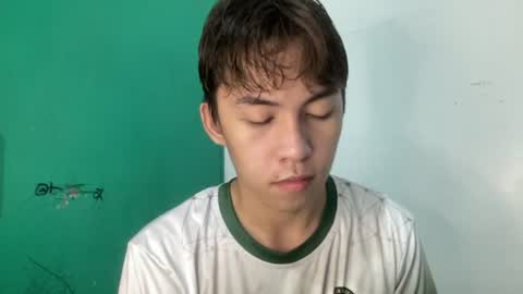 Snapshot of yourcummer_april chatting on 06/29/26, 12:05 April online show from 06/29/26, 12:05