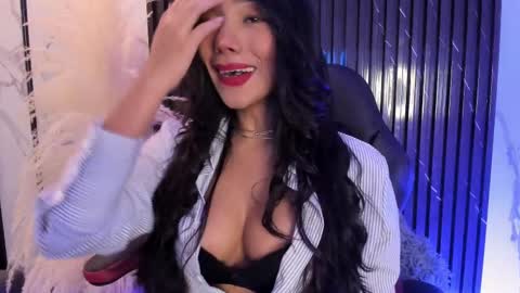 Snapshot of yourcutemolly chatting on 03/07/25, 05:18 Selena online show from 03/07/25, 05:18