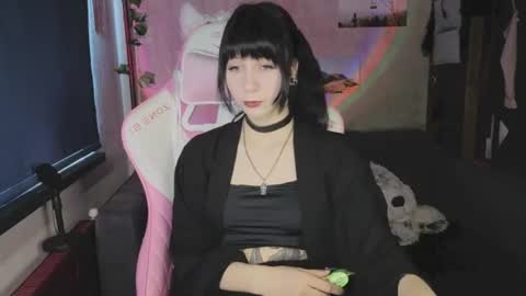 Snapshot of yourcutiegoth chatting on 06/23/26, 10:57 Vasilisa online show from 06/23/26, 10:57