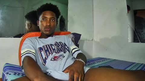 Snapshot of yourdaddy2005 chatting on 04/01/26, 04:37 Yourdaddy2005 online show from 04/01/26, 04:37