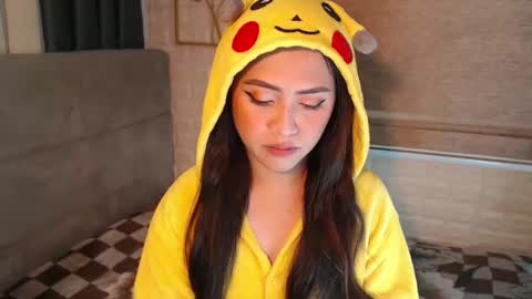 JEN  online show from 01/17/25, 07:41