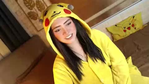 JEN  online show from 10/18/25, 11:00