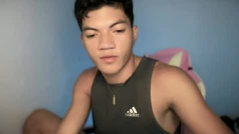 Snapshot of yourdreamboy_nash chatting on 07/17/26, 05:51 NASH online show from 07/17/26, 05:51
