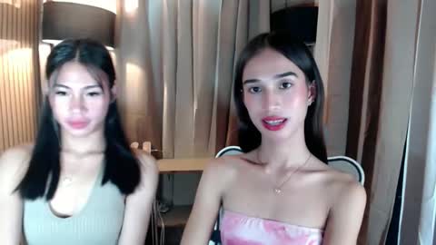 Snapshot of yourdreamgirlgwen chatting on 05/05/26, 07:11 GWENI online show from 05/05/26, 07:11