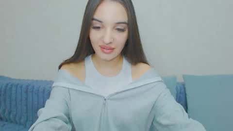 Snapshot of yourdreammary chatting on 02/07/26, 03:10 Adele online show from 02/07/26, 03:10