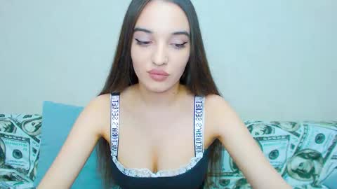 Snapshot of yourdreammary chatting on 03/31/26, 02:57 Adele online show from 03/31/26, 02:57