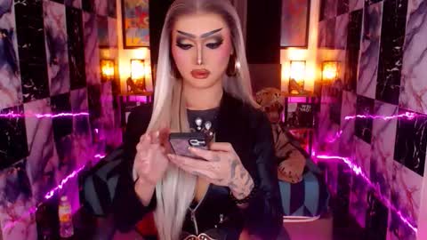 Kath Harper online show from 12/04/25, 01:59