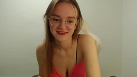 Lana online show from 07/18/26, 07:50