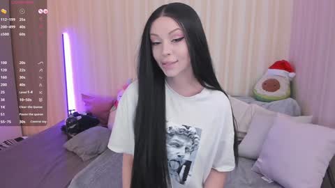 Mary online show from 01/12/25, 08:14