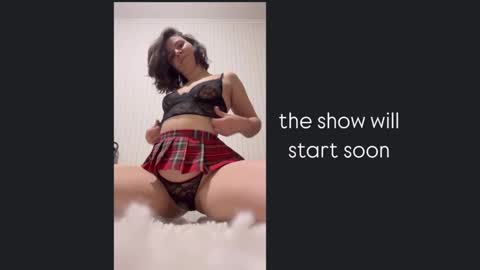 Snapshot of yourfantasy__ chatting on 02/14/25, 09:13 Viki online show from 02/14/25, 09:13