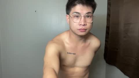 yourfantasyyy_ online show from 03/02/25, 01:49