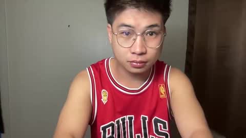 yourfantasyyy_ online show from 03/04/25, 10:02