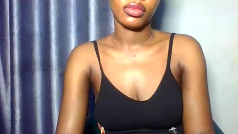 favcamgirl online show from 02/03/26, 06:22