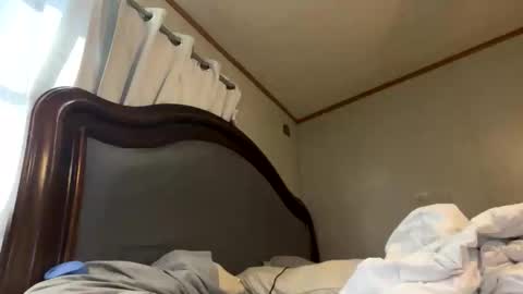 Snapshot of yourfavcouplee chatting on 10/09/25, 05:22 just a pawg and BBC online show from 10/09/25, 05:22