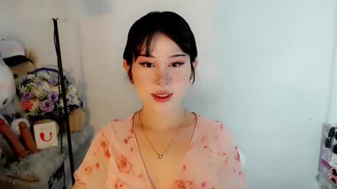 PrettyElla online show from 11/20/25, 11:15