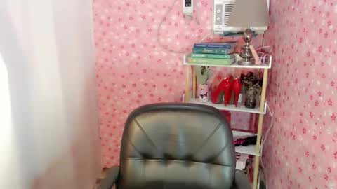 Quinn online show from 12/18/25, 07:25