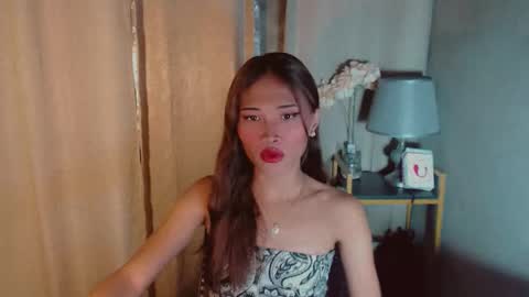 Snapshot of yourfavoraterica chatting on 10/30/25, 07:25 RICA online show from 10/30/25, 07:25