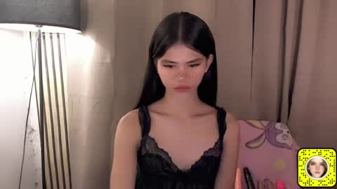 Snapshot of yourfavoratevivian chatting on 07/05/26, 11:34 Vivian online show from 07/05/26, 11:34